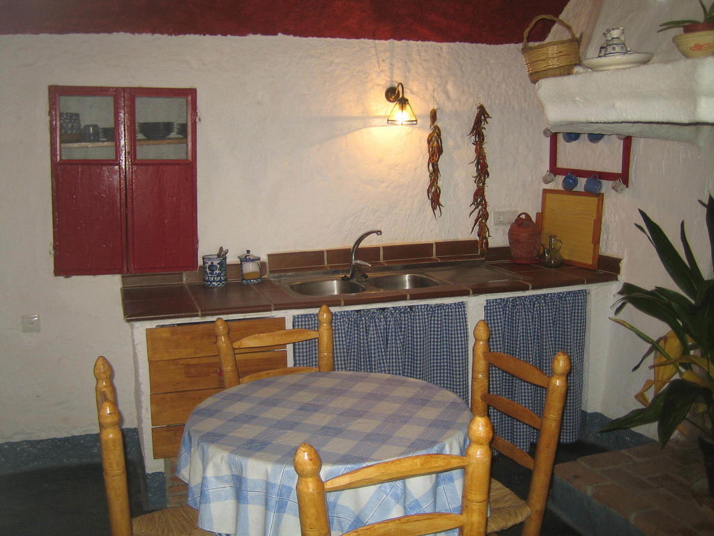 Casa Cueva Lopera Guest House Graena Room photo