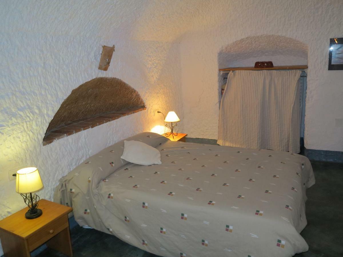 Casa Cueva Lopera Guest House Graena Exterior photo