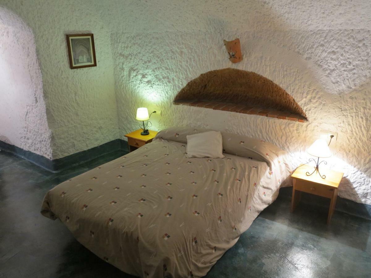 Casa Cueva Lopera Guest House Graena Exterior photo