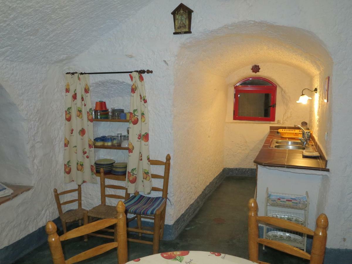 Casa Cueva Lopera Guest House Graena Exterior photo